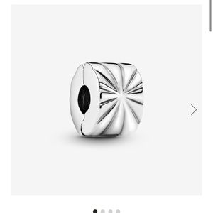 Set Of 2 Pandora Sunburst Clips